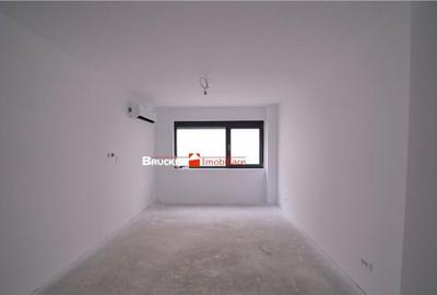 Spațiu comercial, de 135 mp, în Decebal - 19