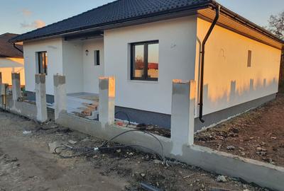 Casă la cheie pe 1 nivel 4 camere 2 băi,145 mp,500 mp teren - 8