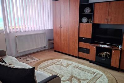 Apartament cu 3 camere decomandat în Central - 2