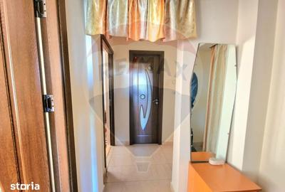 Apartament cu 3 camere decomandat în Republicii - 2