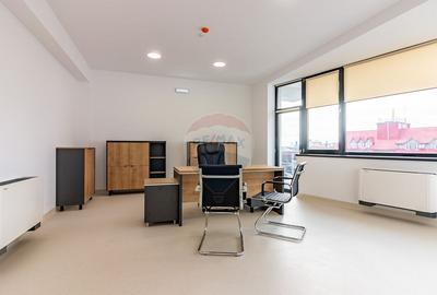 Cabinete medicale in Centru Medical Nou | Premium | lan... - 10