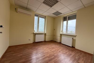 Apartament cu 4 camere in zona Victoriei-Iancu de Hunedoara Apartament cu 4 camere in zona Victoriei-Iancu de Hunedoara - 4