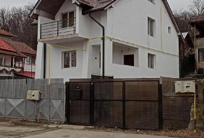Casă cu 2 camere cu Teren 209 Mp în Morilor - 2