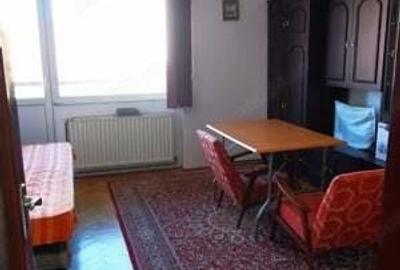 Apartament 2 camere decomandat Centru 290 euro luna negociabil - 2