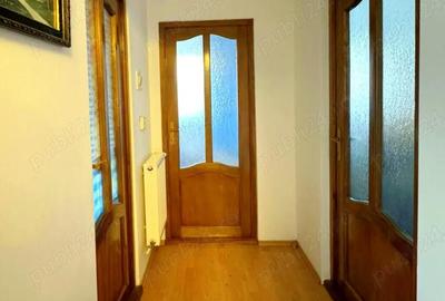 Apartament cu 4 camere decomandat în Central - 8