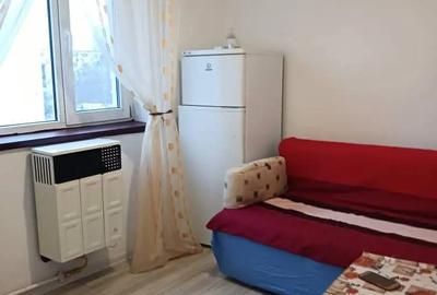 Garsonieră nedecomandată în Central - 1