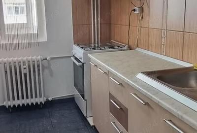 Apartament cu 2 camere decomandat în Rahova - 2