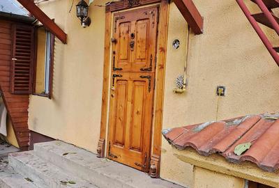 Casă cu 3 camere cu Teren 300 Mp în Păulești - 1