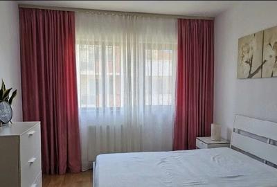 Apartament cu 3 camere decomandat în Central - 3