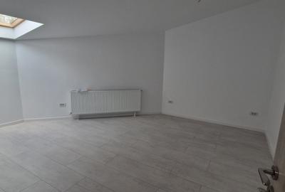 INCHIRIEZ CASA 3 CAMERE , NEMOBILATA, CURTE COMUNA INCHIRIEZ CASA 3 CAMERE , NEMOBILATA, CURTE COMUNA - 6