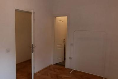 Apartament cu 3 camere semidecomandat în Rosetti - 18