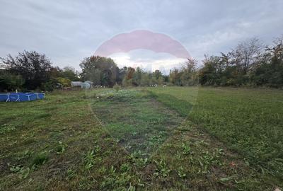 Teren de 3171 mp, în Rafov - 2