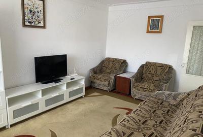 Ofer spre inchiriere apartament 3 camere decomandate Ofer spre inchiriere apartament 3 camere decomandate - 2