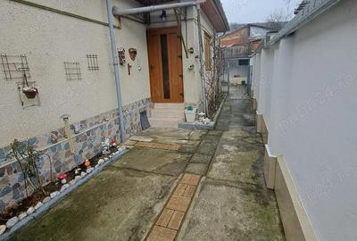 Casă cu 3 camere cu Teren 870 Mp în Văliug - 13