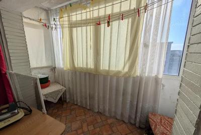 Zona Nord - 3 decomandate, etaj 3 - 3
