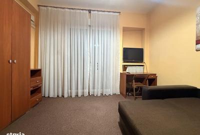 Apartament cu 2 camere, mobilat în Romană
