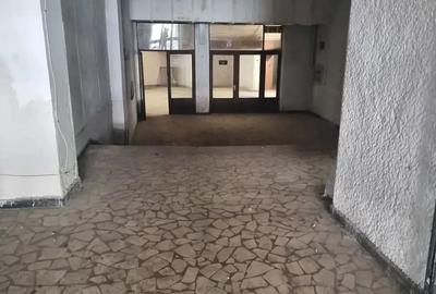 Spațiu comercial, de 400 mp, în Central - 2