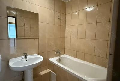 Proprietar - garsoniera de inchiriat - Nerva Traian bdul Unirii Proprietar - garsoniera de inchiriat - Nerva Traian bdul Unirii - 4