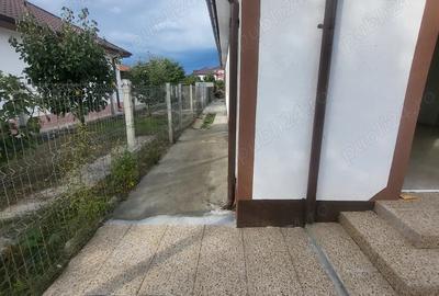 Casă cu Teren 600 Mp în Central - 2