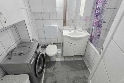 Apartament 3 cam. de inchiriat, str. ?tefan cel Mare bloc ANL - 17