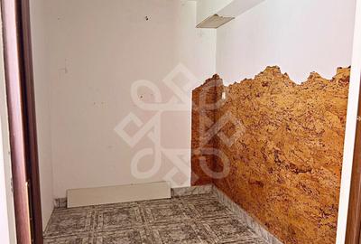 Casa cu 6 camere de inchiriat in Rogerius - 12