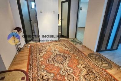 Apartament cu 3 camere decomandat, mobilat în Mărăței