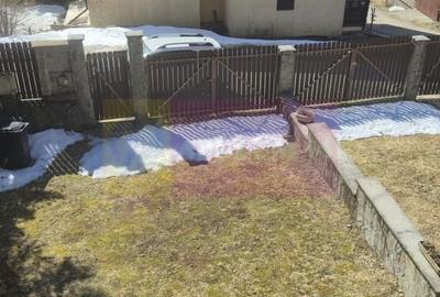 Casă cu 4 camere cu Teren 240 Mp în Central - 2