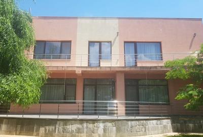 OCAZIE, VAND VILA  DE LUX 860 MP UTILI SI 1230 MP TEREN LANGA LACUL CERNICA - 4