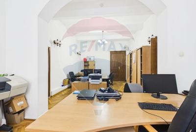 Birou, de 198.92999267578 mp, în Ultracentral - 13