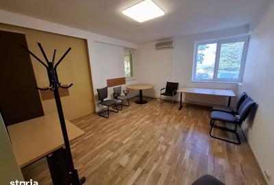Apartament cu 4 camere în Central - 2