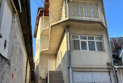 Casă cu 6 camere în Central - 4