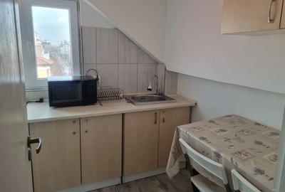 Inchiriez garoniera auchan titan ozana 1 decembrie - 1