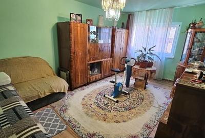 Proprietar vand apartament 2 camere decomandat zona CETATE / STADION - 3