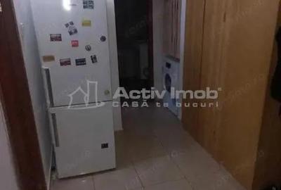 Apartament cu 2 camere decomandat în Poarta 6 - 7