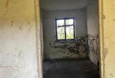 Casă cu 4 camere cu Teren 450 Mp în Est - 8