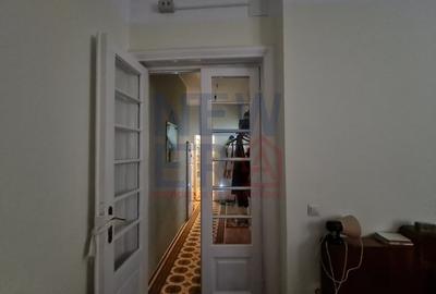 Apartament cu 2 camere semidecomandat în Parcul Carol - 1