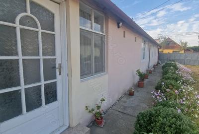 Casă cu 3 camere cu Teren 1250 Mp în Central - 8