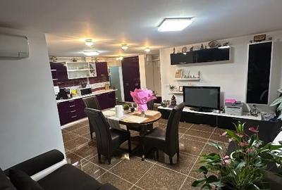 De Vânzare - Apartament 3 camere - inel 2 - 1