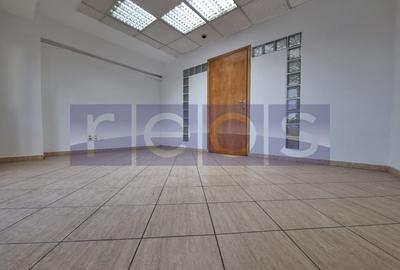 Spațiu comercial, de 590 mp, în Unirii - 25