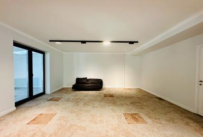 Spațiu comercial, de 150 mp, în Lacul Tei