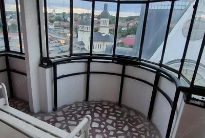 Apartament cu 2 camere decomandat în Central - 9