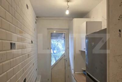 Apartament cu 2 camere semidecomandat, mobilat în Micro 4 - 2