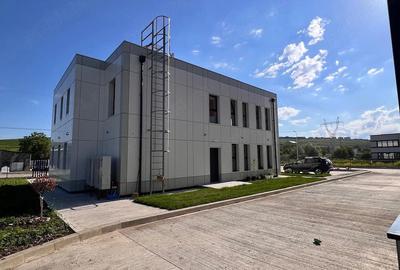 Spațiu comercial, de 140 mp, în Uricani - 2