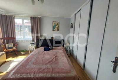 Casa de vanzare zona Calea Poplacii teren 950 mp si deschidere 21 m - 11