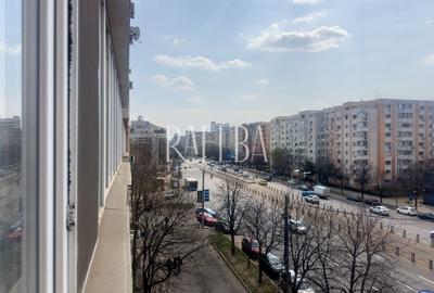 Apartament cu 3 camere decomandat, mobilat în Mihai Bravu