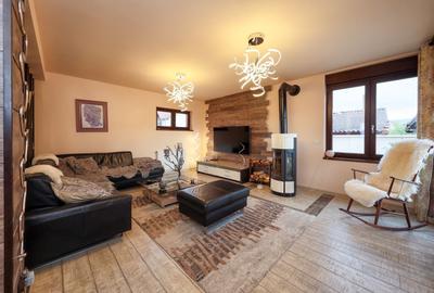 Casă individuală cu 5 camere cu Canalizare în Tărlungeni - 2