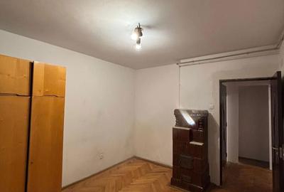 Apartament cu 2 camere semidecomandat în Pajura - 7