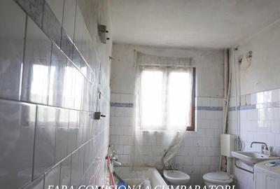 CASA CU TEREN 1730 MP, UTILITATI RACORDATE - 1