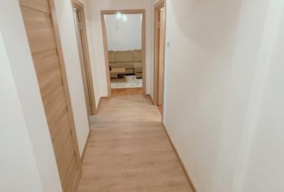 Centrul Civic - apartament 2 camere decomandat - etajul 1 - 6