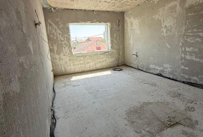 Soseaua Oltenitei-Case Insiruite-P+1+M - 5 camere-165 mp+curte - 14